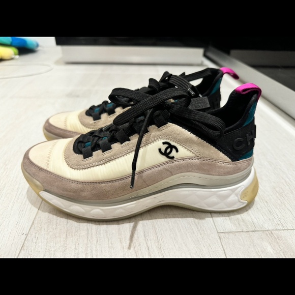 Chanel Velvet Calfskin Mixed Fibers CC Sneakers - Picture 1 of 7